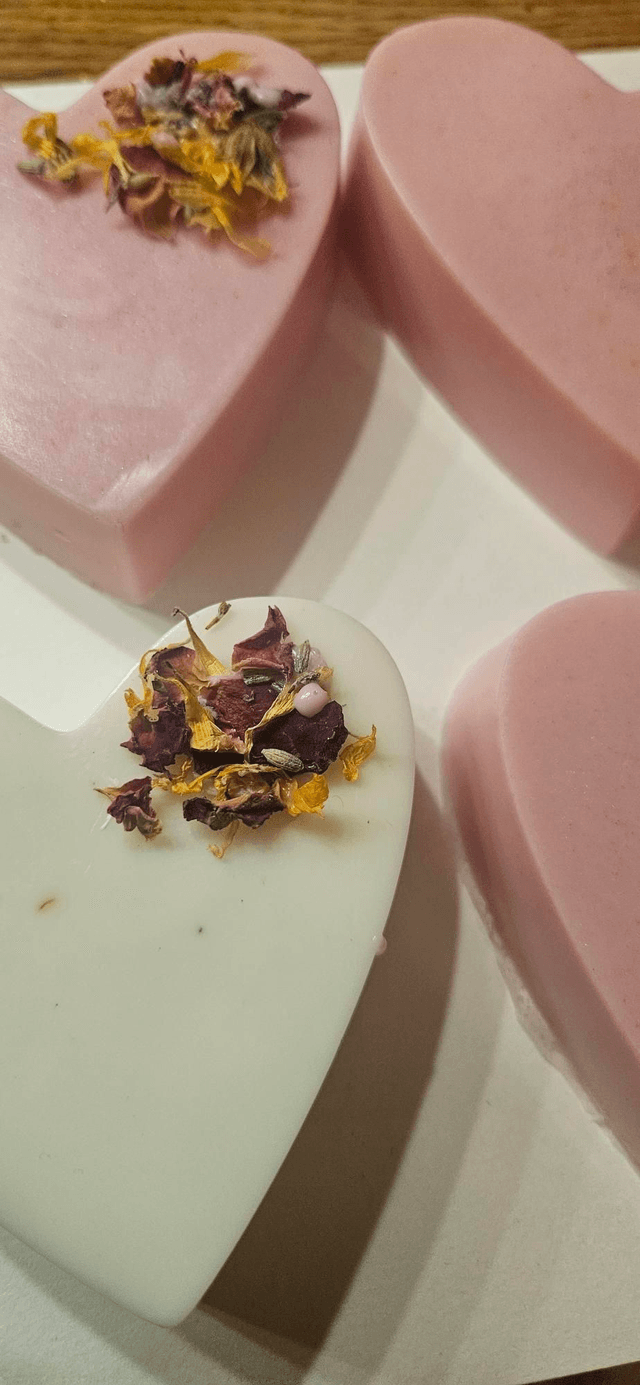 Love, Ériu Soap